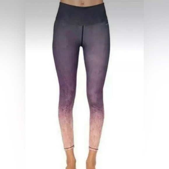 AR33 Gray/Purple Ombre Alpha High Waist Leggings - Picture 1 of 5